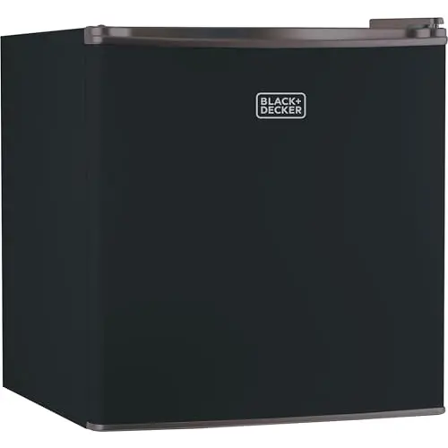 BLACK+DECKER 1.7 cubic foot compact refrigerator in black